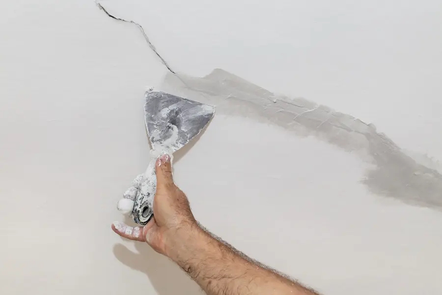 Photo réparation de fissures sur un mur de façade