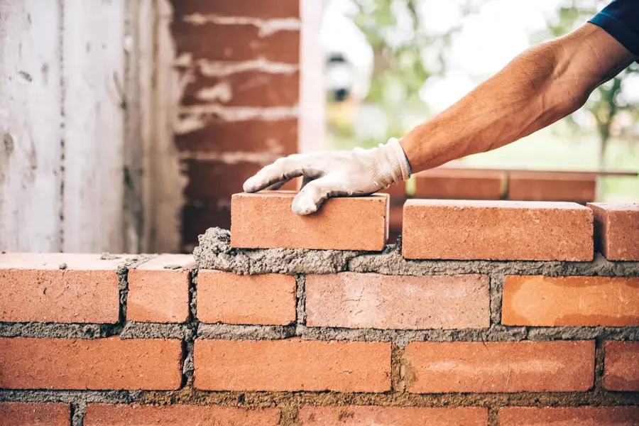 Photo travaux de maçonnerie avec la construction d'un muret pour la page maçonnerie
